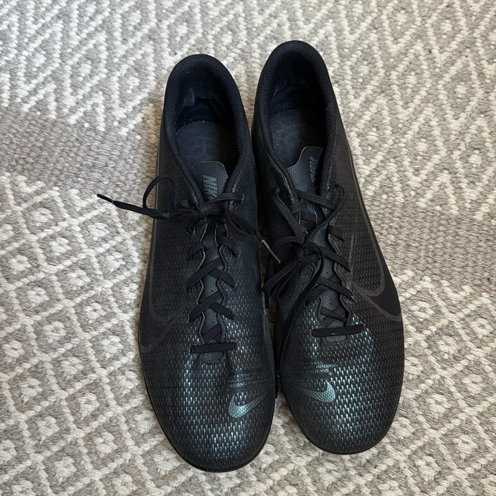Nike Mens Mercurial Vapor 13 Club FG/MG AT7968-010 Football/Soccer Cleat size 13